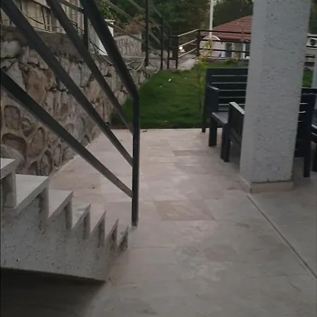 No 444 * Dalaman